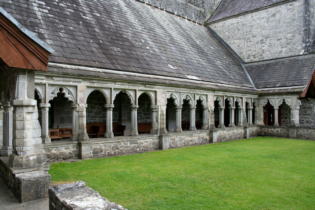 Holycross cloister